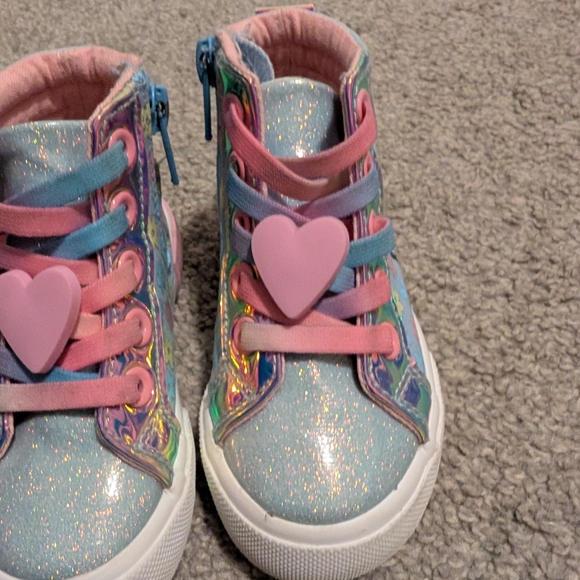 Bluey Kids High-Top Sneakers - Light Blue and Pink - Picture 5 of 11